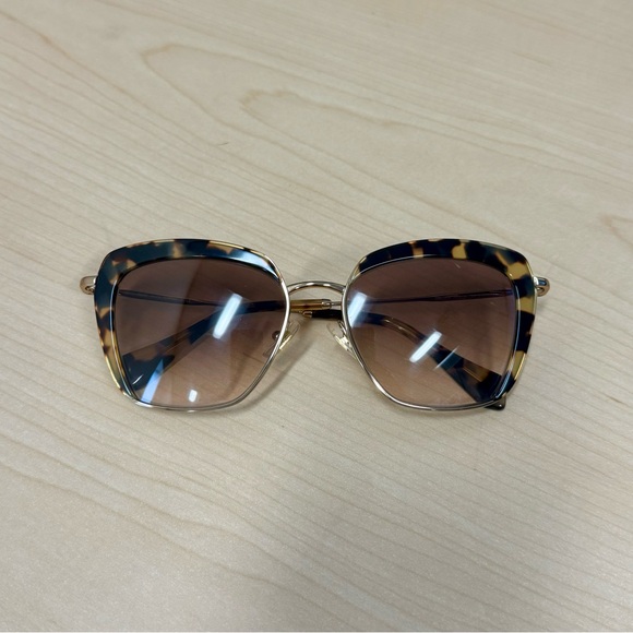BNIB miu miu butterfly tortoiseshell sunglasses - Picture 3 of 12